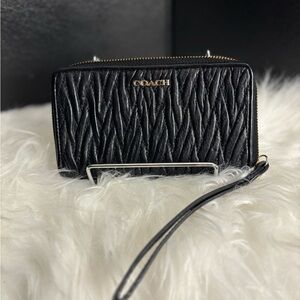 Coach Black Accordion Zip Wristlet w/ Quilted Leather